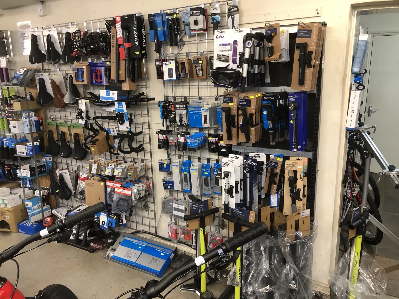 Bike parts, spares and accessories at the CycleDealia shop